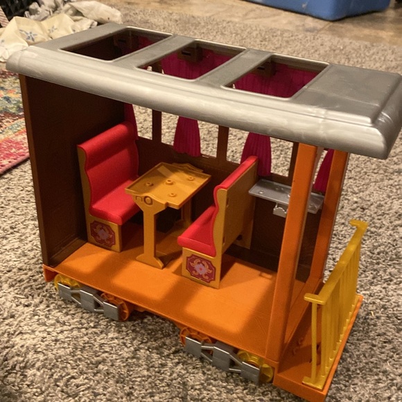 Spirit Untamed Lucky Train - Picture 2 of 5